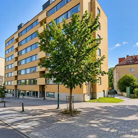Tyylikäs Helmi - Täysin Remontoitu Keskustayksiö *